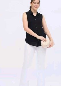 Black Sleeveless top