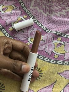 Click It! Lipstick Shade 07 Creme Date