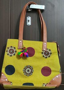 Handbag