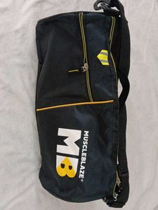 MuscleBlaze sling Bag for gym