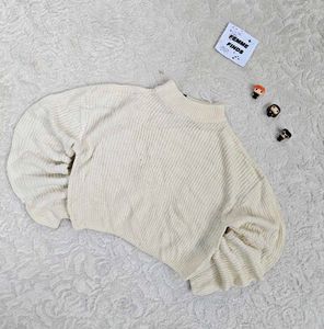 H&amp;M Cream Knit Cropped Sweater