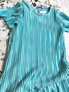 Girls Flared Sleeve Dress
