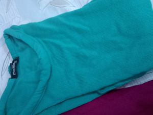 Free Shipping 2 swetshirt New Without Tag