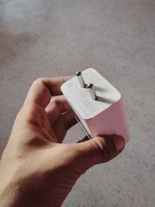 MI ORIGINAL ADAPTER 67 WATT 15 TO 20 DAYS USED