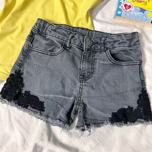 Embroided Shorts