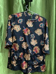 Front Pocket Black Korean Style Top