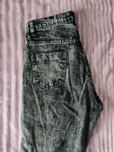 ACID WASH BLACK BOYFRIEND JEANS