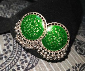 Earings