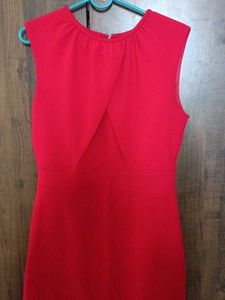 Red Sleeveless Dress