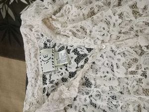 Vintage Lace Top - Size Medium