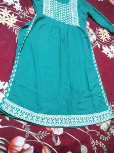 Naira Set.
