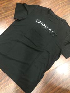 Calvin Klein Black T-Shirt Chest 40inches