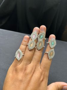 Pack Of 7 Leaf Design Rings
