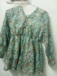 Floral Print Tie Up Back Top