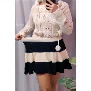 Black and Cream Colour Woolen Skater Skirt