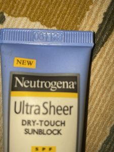 Neutrogena Ultra Sheer Sunscreen(sealed)