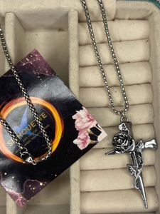 anti-tarnished rose cross necklace