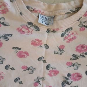 Floral Print Sweatshirt for 7 to 9 yr old girls