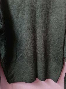 Black Pullover Sweater