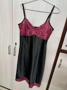 Silky Black Night Slip / Just Like New