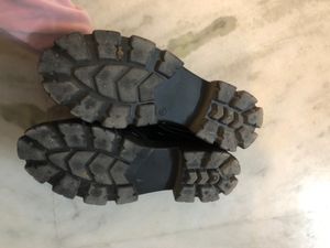 Black Shoes