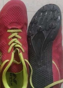 Nivia Sprint shoes with spikes for running race
