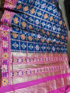 Ocean Green Duppatta With Pink Border
