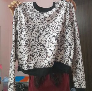 💥💥Grab Semi Winter Tops In Very Lower Price
