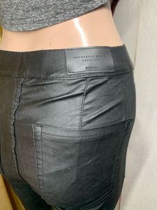 Stylish Black Flare Leggings