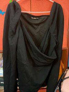 Shein Heart Shape Neck Chic Black Long Sleeve Top