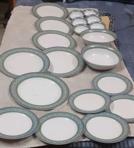 Kanch Ka Dinner Set...