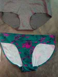 Assorted Women Bundle - Size Large