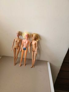 FOR SALE: Set of 4 Used Dolls