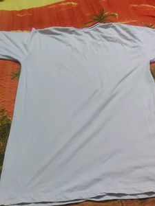 Mens Tshirt L Size