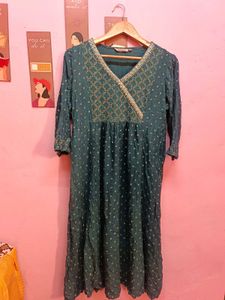 Avaasa Green Anarkali Kurta (Women's)