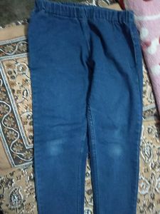 Girl Jeans Come Jegging