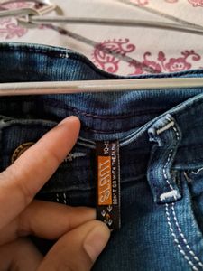 Mid Waist Skinny Jeans