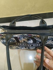 Black Hand Bag