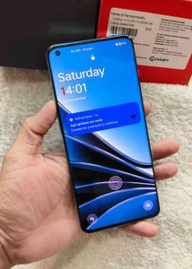 OnePlus 10 Pro 5G - Excellent Condition!