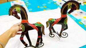 Combo Of 2 Metal Art Horses Decor