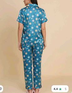 2 NIGHT SUITS