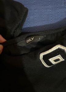 Black &#39;95&#39; Long Sleeve Top