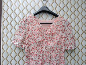 New With Tag Cute Floral Korean Midi Dress