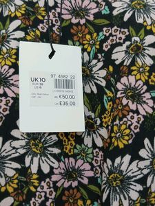 DOROTHY PERKINS Floral Backless Dress with Slit