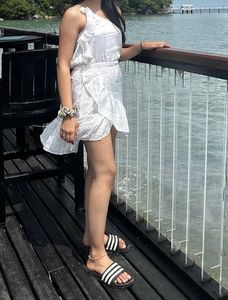 Frill frock