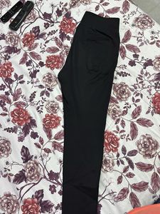 BLACK JEGGINGS FOR WOMEN