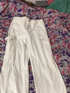 A White Cargo Pants Good Condition Perfect Fit