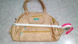 Beautiful 😍 Golden Brown Handbag 👜