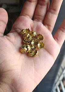 Golden Caps For Jewellery