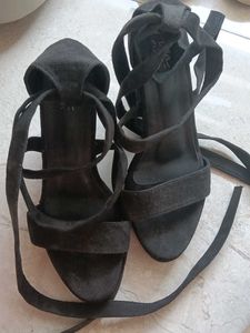 Black Tie-Up Heels